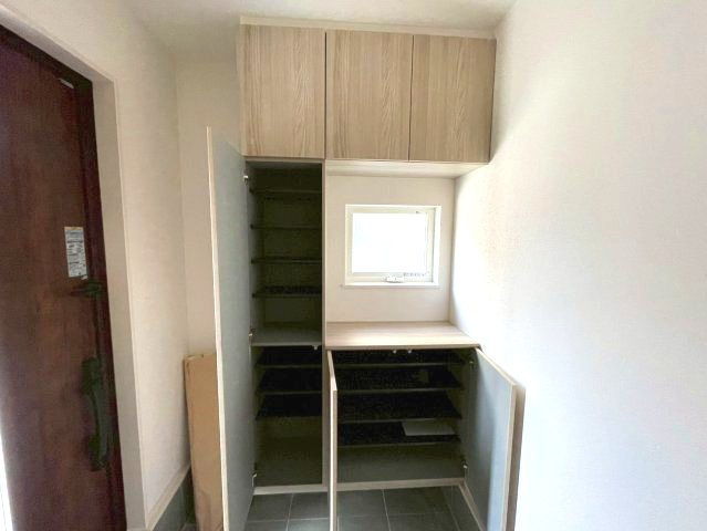 佐伯区屋代1丁目　№36415の収納|シューズボックス付き