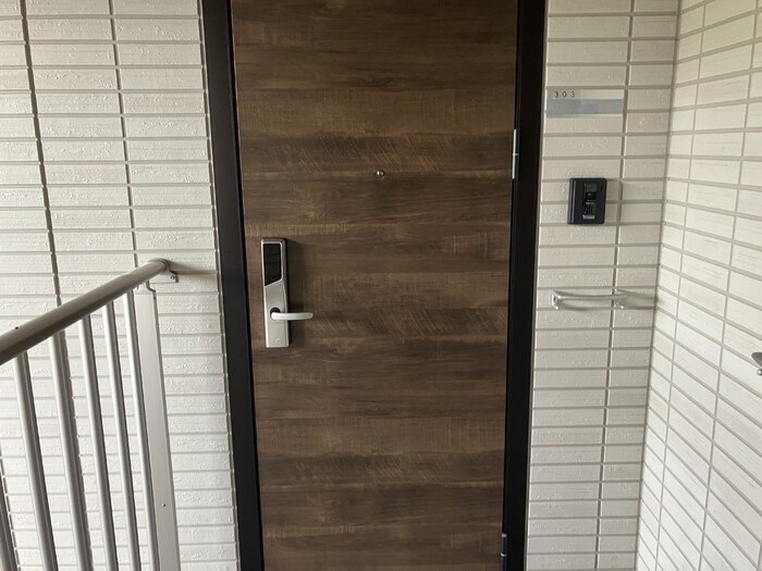 D-ROOM引水の玄関