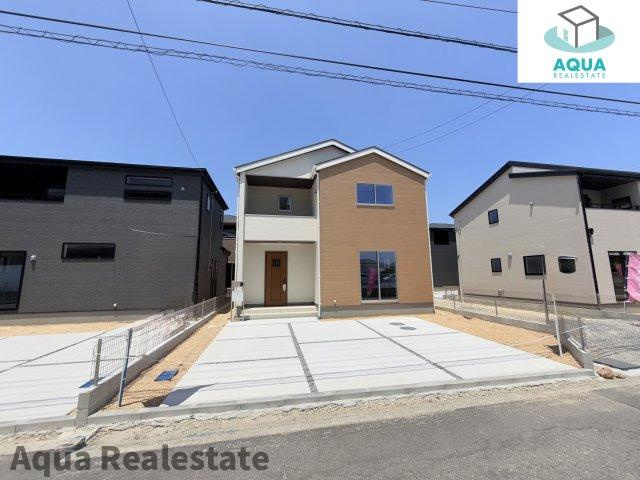 丸亀市川西町南の新築一戸建の前面道路含む現地写真|前面道路含む現地写真です
