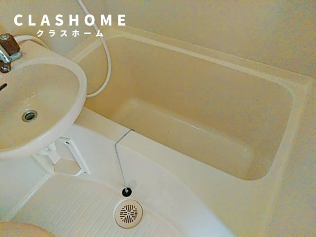 アオヤマハウス　　 刈谷市近郊の賃貸はクラスホーム刈谷店の浴室|同物件の別部屋になります。