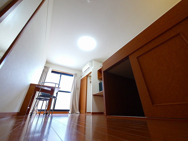 レオパレス大徳Ｃの内装|過ごしやすい室内です