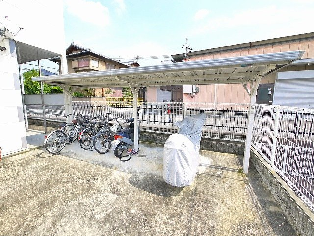レオパレス奈良東のその他共用部分|駐輪場です