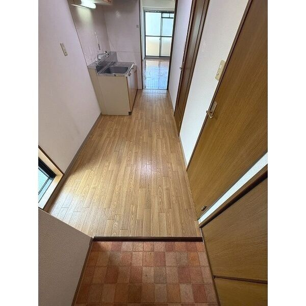 シュロス野口Ⅱの玄関