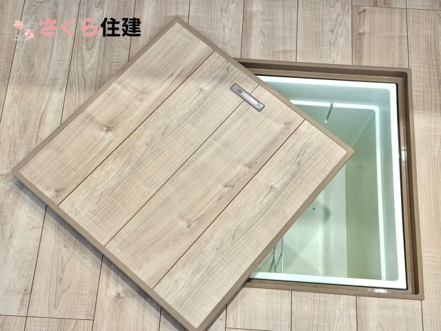 ブルーミングガーデン住吉町　1号棟の収納|もしもの災害に備えて、水や保存食の備蓄庫としても活躍してくれる床下収納！！