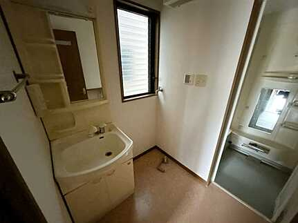 安佐北区口田南９丁目の独立洗面台