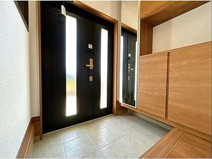 安佐北区口田南９丁目の玄関