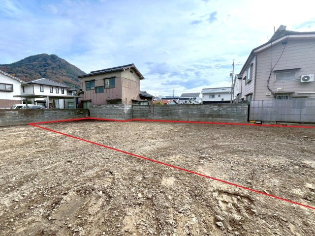 【No.7627】湯所町2丁目/67.49坪/並列駐車3台可能！の外観|久松小学校区の土地をお探しの方におススメの67.49坪！建築条件なし土地♪