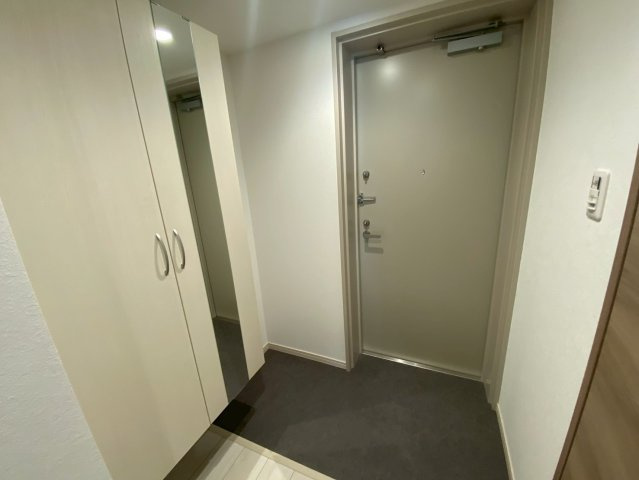 カスタリア西船橋Ⅱの玄関