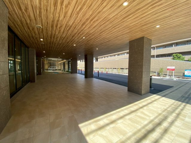 カスタリア西船橋Ⅱのエントランス