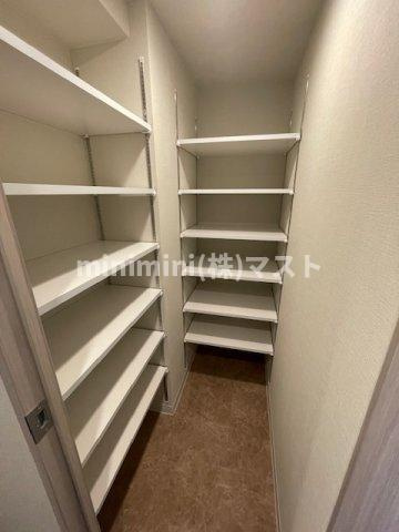 ミラージュパレス本町Departの収納