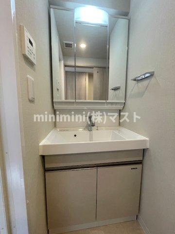 ミラージュパレス本町Departの洗面所