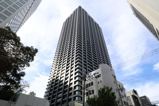 シティタワー大阪本町の外観