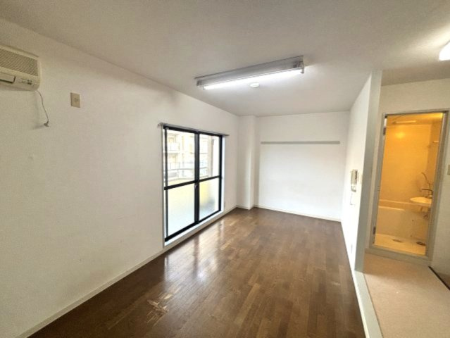 三景マンションの居間・リビング