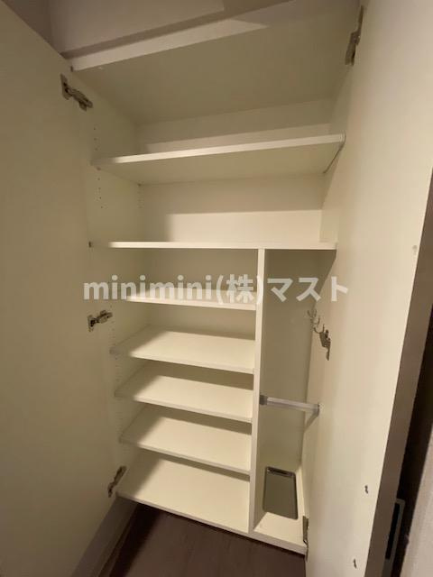 ミラージュパレス本町Departの収納