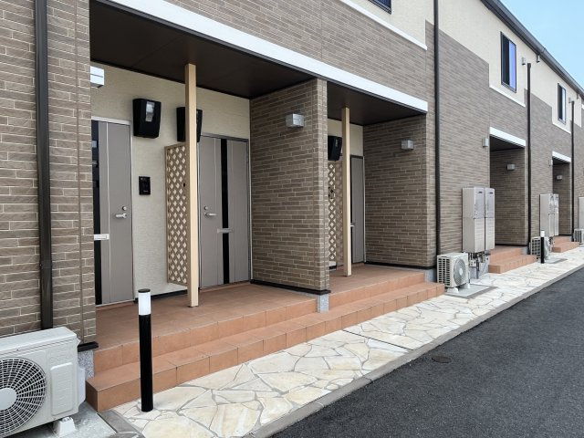 アラドハント　Ｂのエントランス