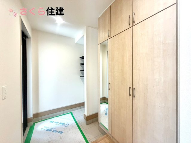 ブルーミングガーデン住吉町　4号棟の内観：施工例|同社施工物件の写真です。おしゃれなオープンサニタリー