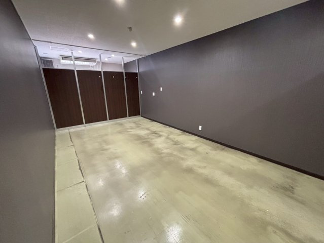欠町字広見西通貸店舗・事務所の内装