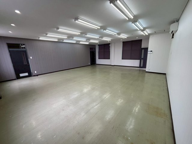 欠町字広見西通貸店舗・事務所の内装