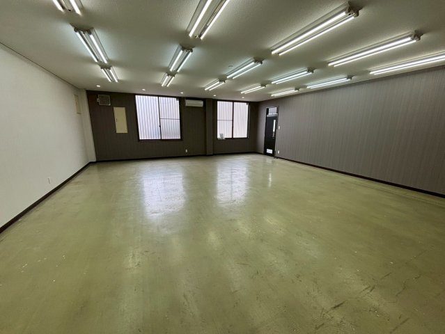 欠町字広見西通貸店舗・事務所の内装