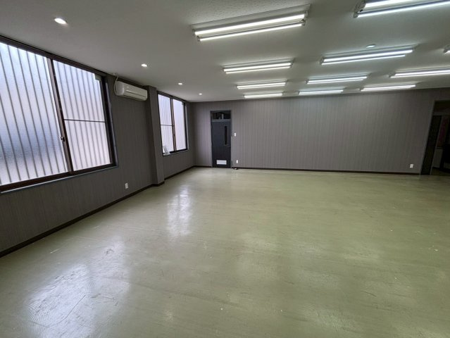 欠町字広見西通貸店舗・事務所の内装