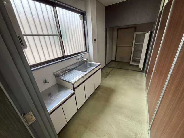 欠町字広見西通貸店舗・事務所のキッチン