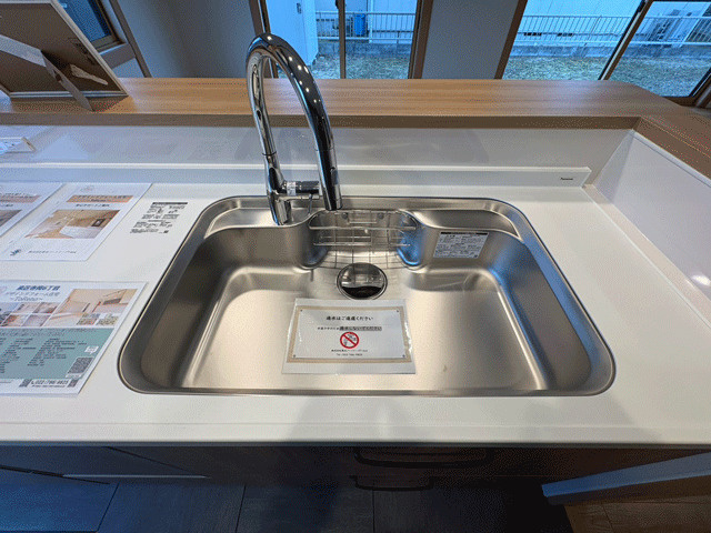 【デザインリフォーム住宅】泉区寺岡6丁目のキッチン