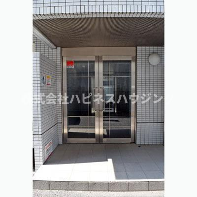 オークヒルズ濱嶋のエントランス|過ごしやすい室内です