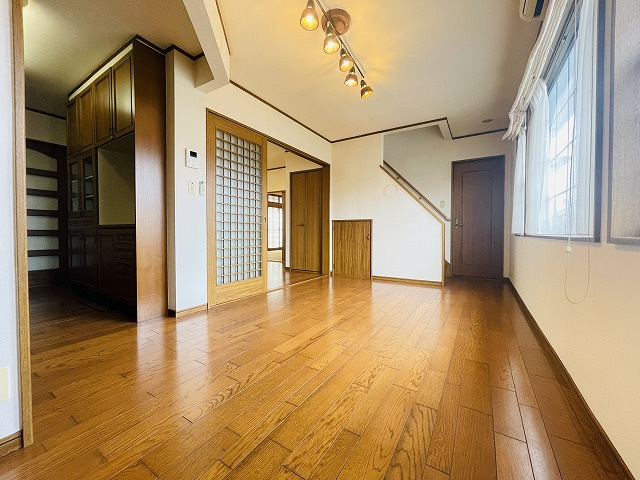 【居間・リビング】 | 筑紫野市原田3丁目 戸建て