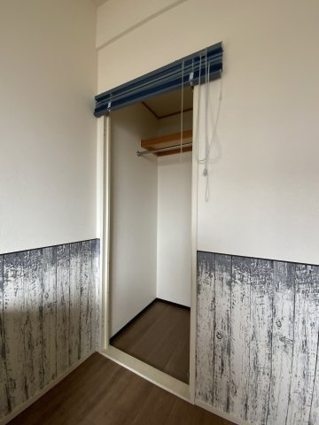 グローバル姫路中地の収納|洋室クローゼット
