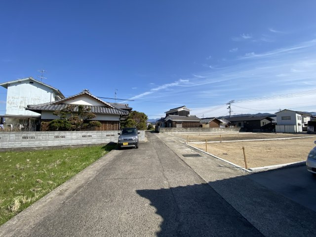 伊予郡松前町大間２区画　①➃号地の外観