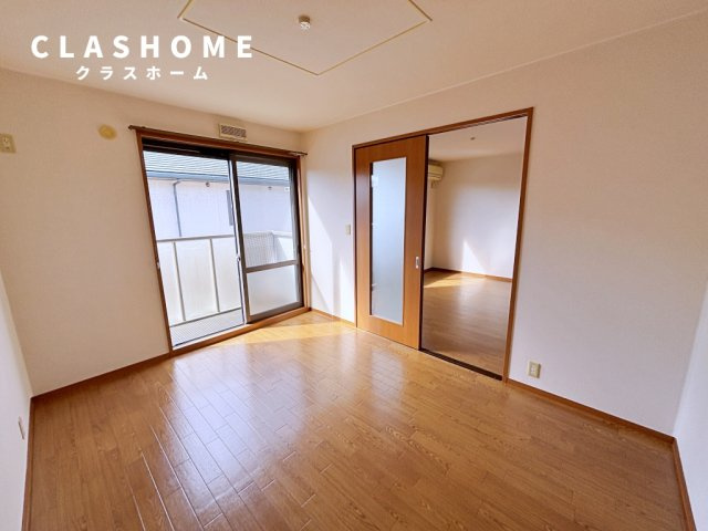 サンビレッヂさくら　B　　刈谷市近郊の賃貸はクラスホームの居間・リビング|同物件の別部屋になります。