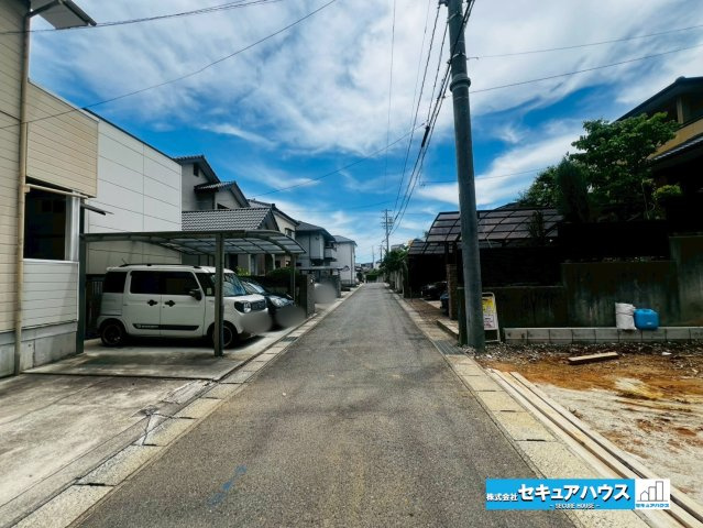 【本日ご案内可能】豊明市阿野町坂部　全2棟の前面道路含む現地写真|事前予約にて現地ご見学いただけます！お気軽にお問い合わせください♪
■株式会社　セキュアハウス■
住宅ローンに強く、知識、経験豊富なスタッフ在籍
お客様に寄り添い、ご成約後もサポート致します。