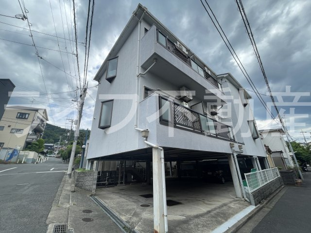 ロイヤル客坊町の外観