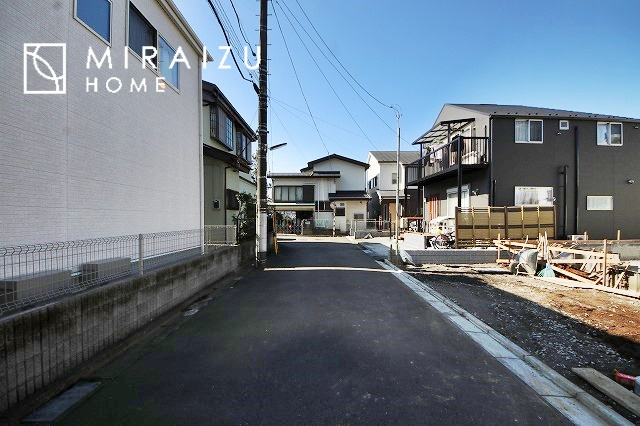 【外観】 | プライバシー性と開放感を高める住環境。陽当たりの良い開かれたロケーションを活かし、心地よい暮らしをプランニング
