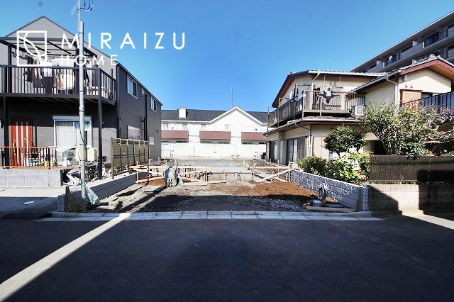 【前面道路含む現地写真】 | 贅沢な暮らしにぴったり設備が魅力♪家事導線の良い水回りで毎日綺麗家事もラクラク♪早朝、夜間問わず現地見学＆周辺環境ご案内致します♪