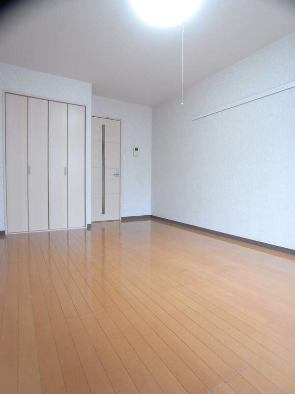 リリックコート長島Ⅱの洋室