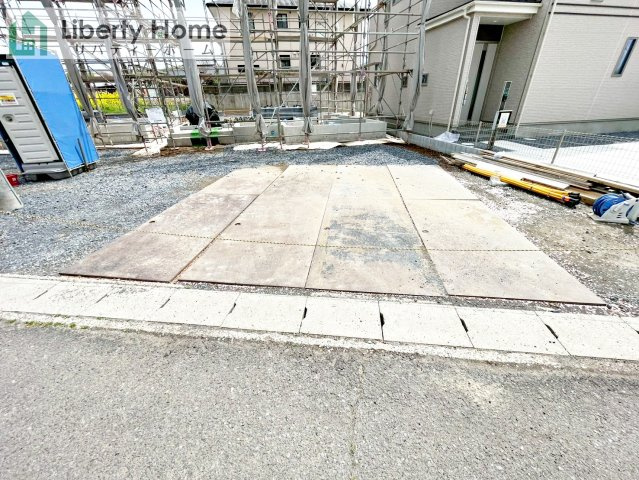 ひたちなか市足崎　新築戸建　C号棟の駐車場