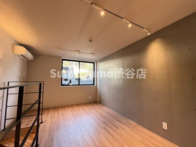 LEGALAND桜新町の居間・リビング