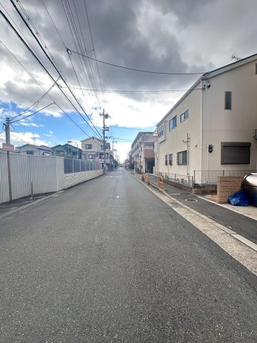 フジパレス摂津香露園の周辺