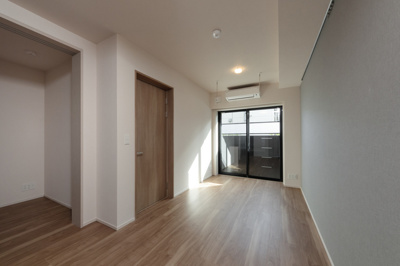 【居間・リビング】 | プラネソシエプラス桜台 | ※写真は同タイプ住戸です。