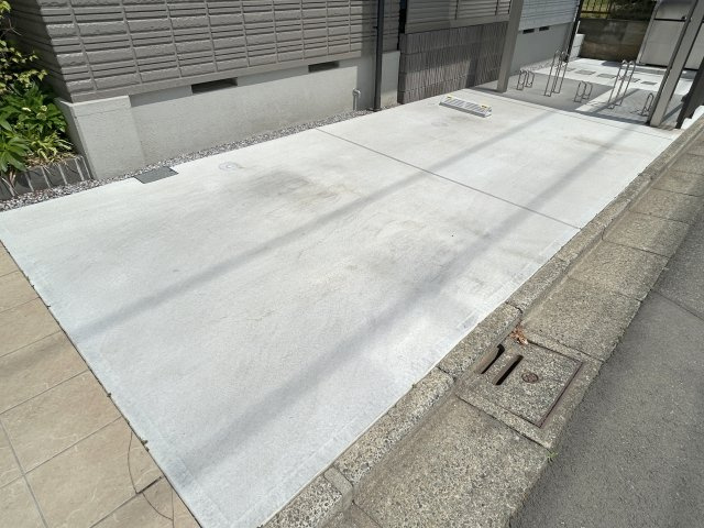 アコールサティ東所沢の駐車場
