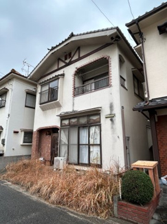 【外観】 | 江波南二丁目　戸建 | 「江波南二丁目」バス停徒歩4分／「江波」電停徒歩17分