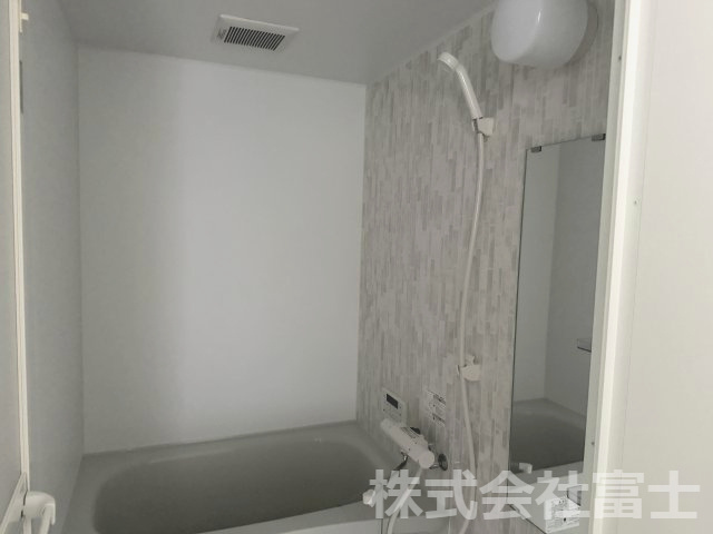 ロベリアⅡの浴室