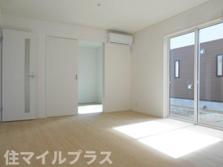 【居間・リビング】 | 須賀川市和田新築一戸建て4棟 | ゆったりとしたリビングです