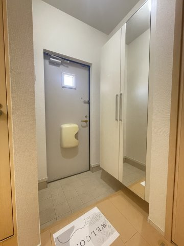 Ｖｉｌｌａ　ひまわり　Ⅰの玄関