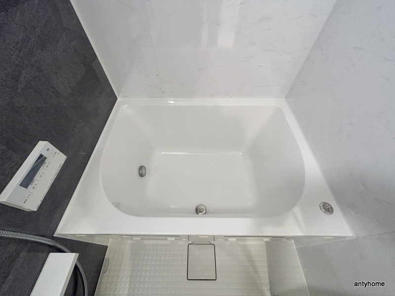 ルフォンプログレ堺筋本町タワーレジデンス　仲介手数料無料の浴室