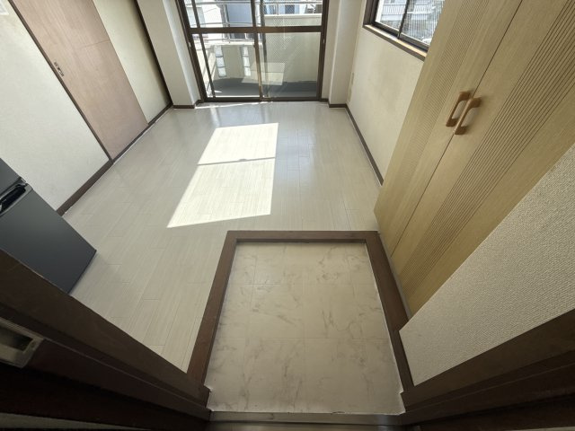 サンライズ伊伝居の玄関