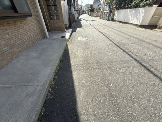 サンライズ伊伝居の駐車場