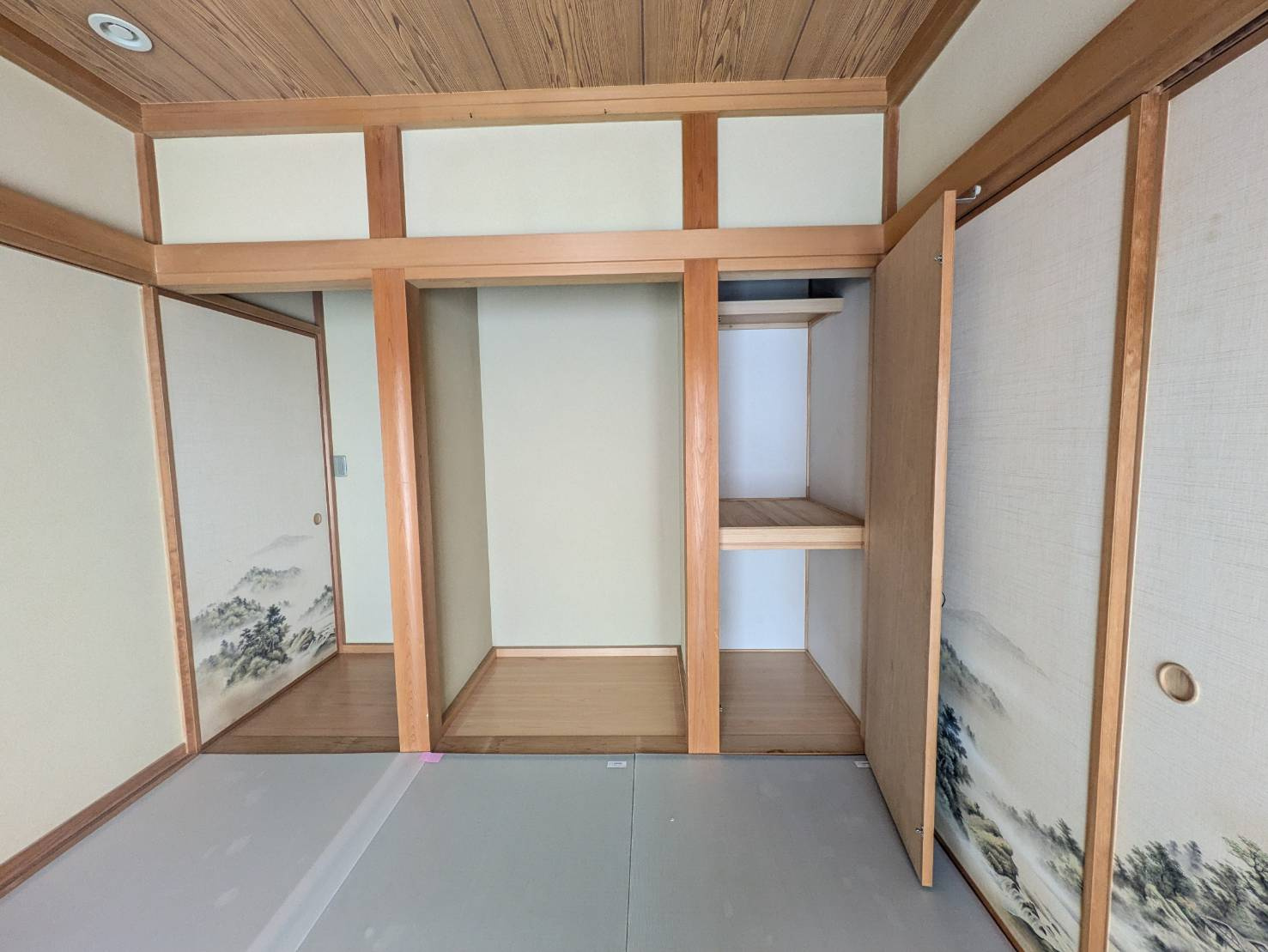 入間市狭山台2丁目の収納