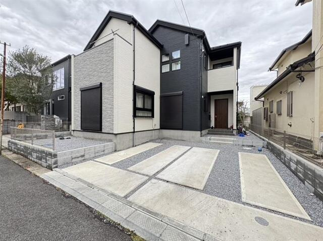 柏市つくしが丘１丁目戸建の駐車場| 